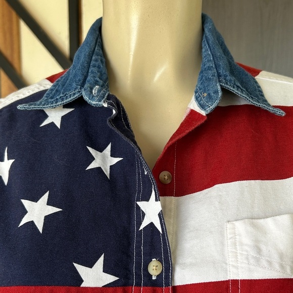 🇺🇸 Patriotic Sleeveless Button Down Shirt with Denim Collar size M 100% cotton - Picture 4 of 8